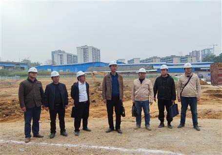 何勇到桂金分公司項目調研并與業(yè)主進行工作會談
