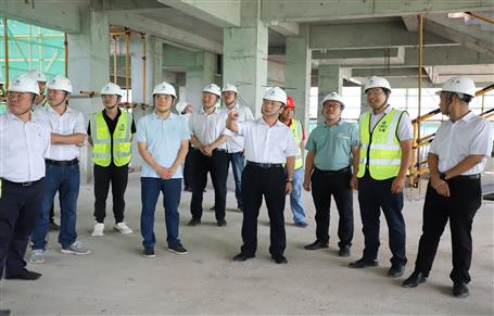 覃振華到桂華分公司項目開展第三季度和“雙節(jié)”前安全生產(chǎn)質量綜合大檢查